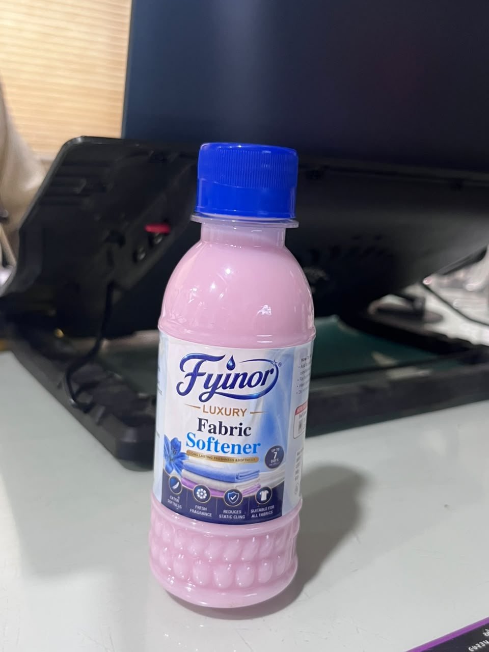 Fyinor Luxury Fabric Softener — Pink